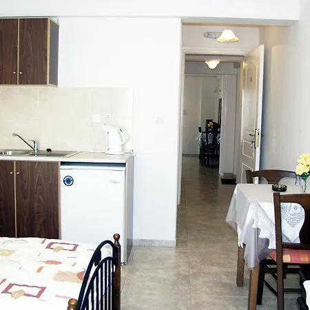 Apartment Vrokastro *
